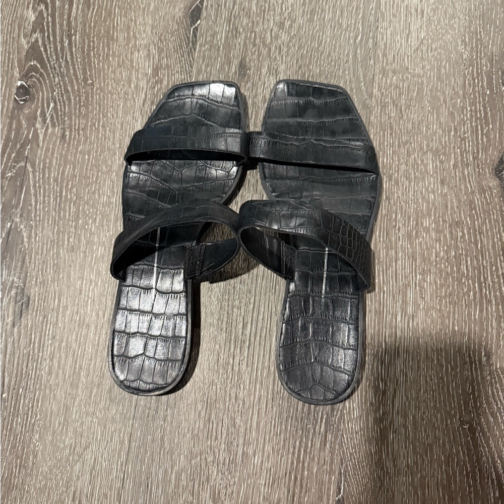 Dolce Vita Black Croc-Embossed Sandals